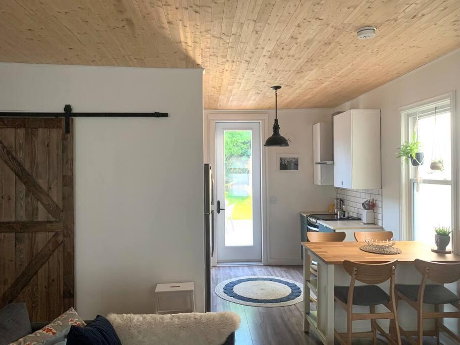 Holiday home Artistic Getaway *